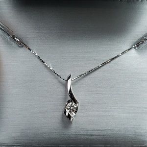 Zales Pendant necklace